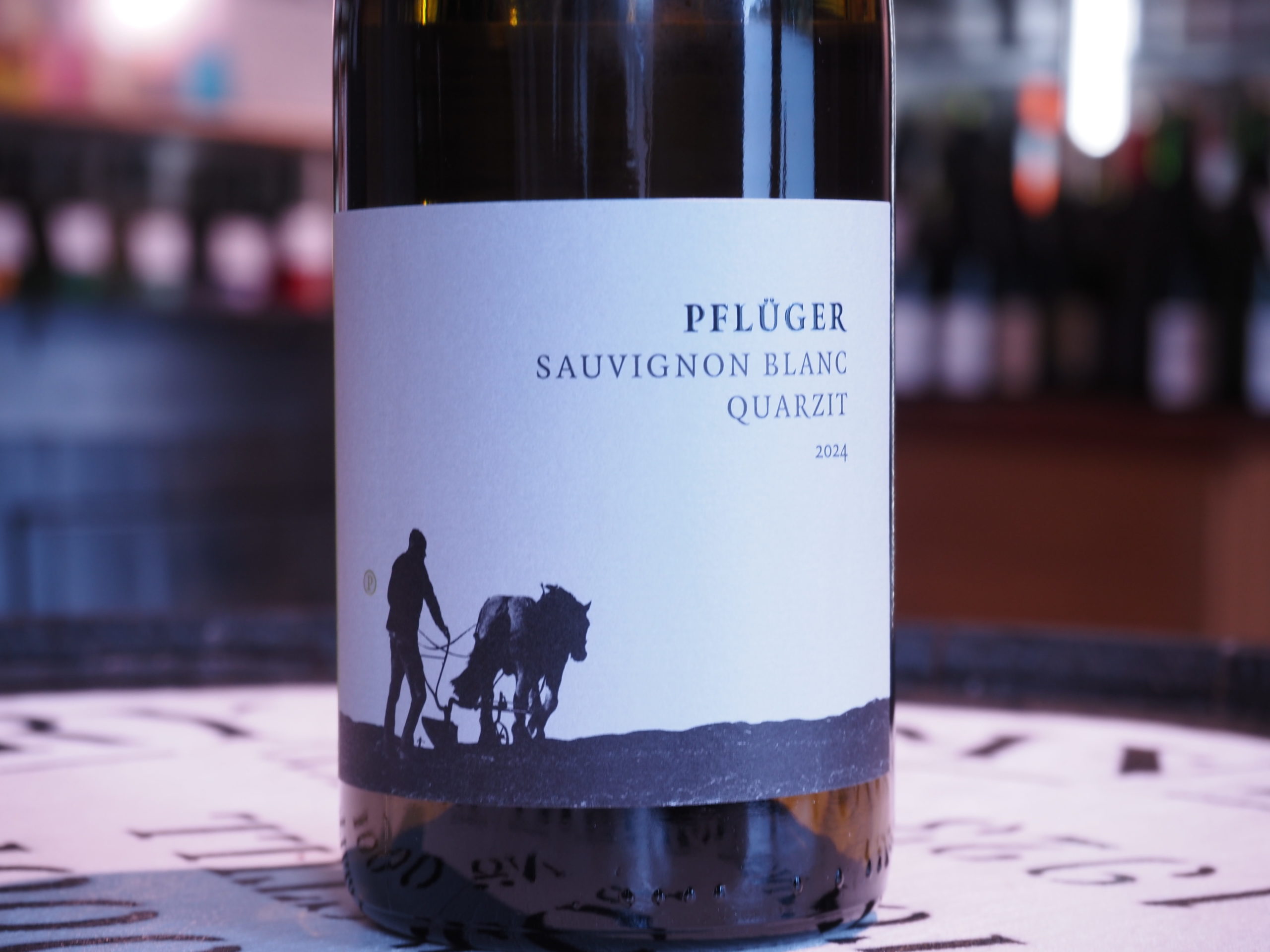 ソーヴィニヨン・ブランクァーツィット トロッケン　2024