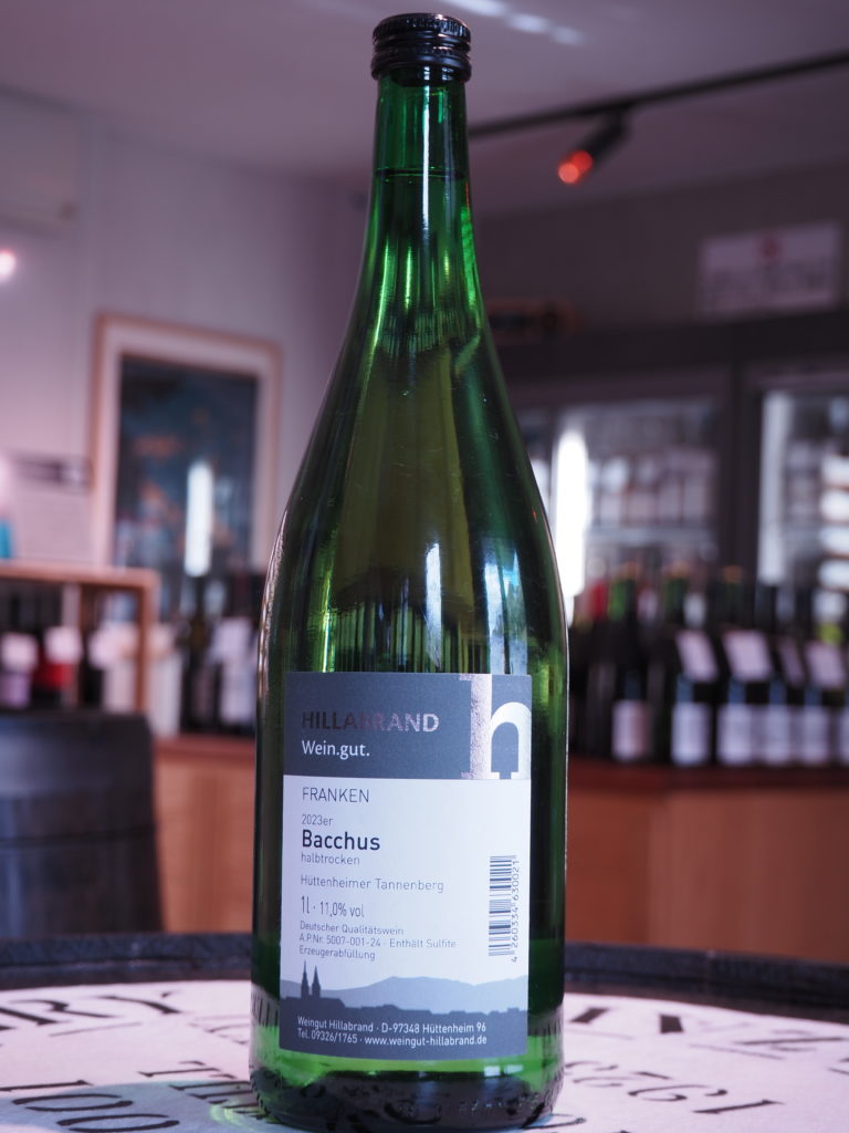 バッフスハルプ トロッケン　2023　1000ｍℓ